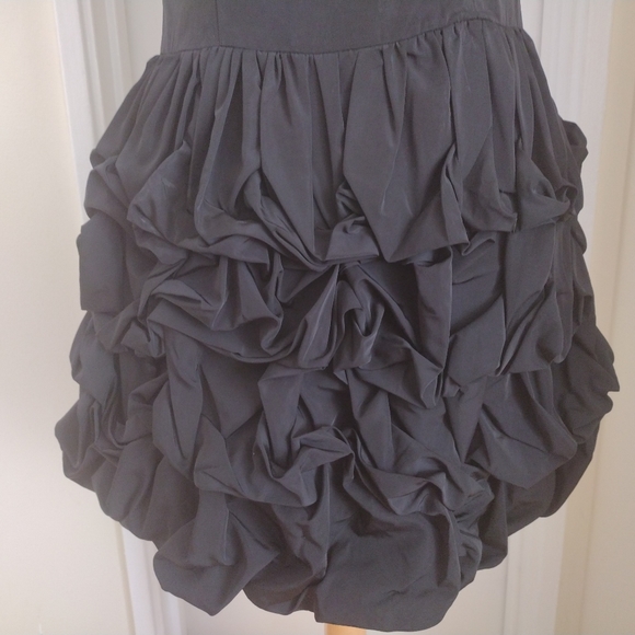 Dress - Picture 3 of 5